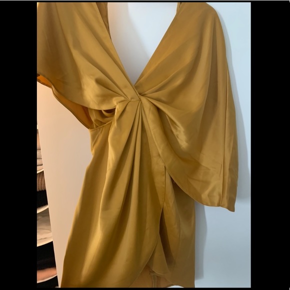 Brand New* ASOS Gold Mini Dress with Draped Sleeves. Size 4 - Picture 2 of 2